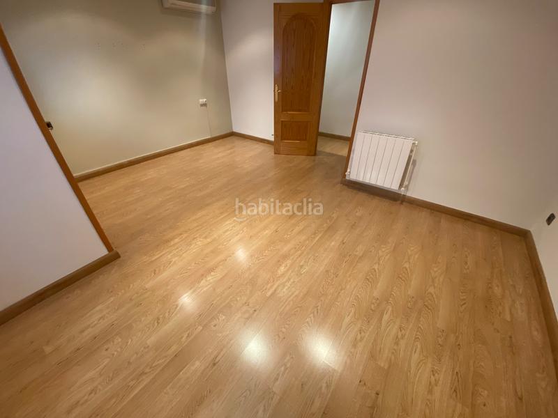 Foto 6a238aaf-2c40-440a-9bbc-f9fe746440a1. Location attique avec chauffage dans Hospital Jaén