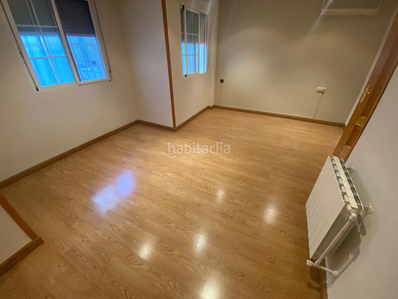 Foto e23f1fdb-85fa-4d3e-8307-8e0987e6c8d4. Location attique avec chauffage dans Hospital Jaén