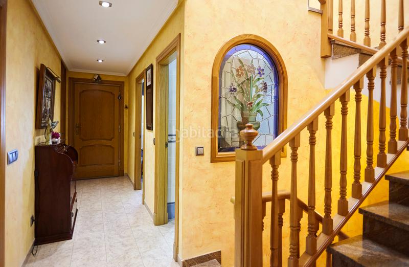 Foto 6e412095-7b75-402c-8606-bc5c29731677. Casa adosada casa muy nueva bulevar en Renfe - Bulevar 1ª y 2ª Fase Jaén