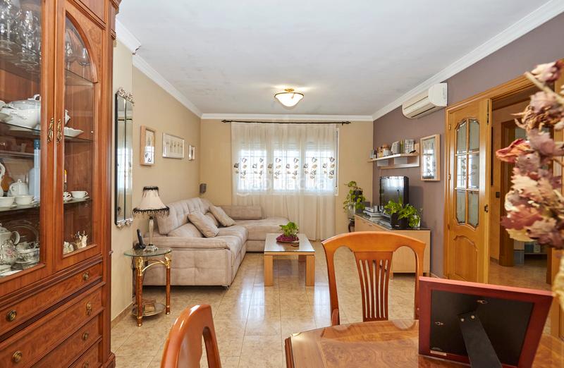 Foto 71ada7d4-d038-4391-8827-a136593a49cd. Casa adosada casa muy nueva bulevar en Renfe - Bulevar 1ª y 2ª Fase Jaén