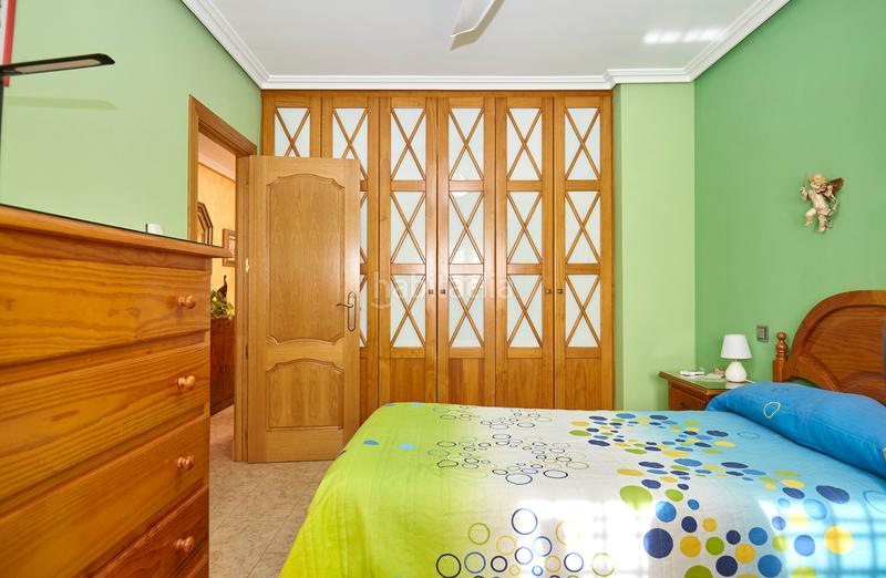 Foto a56e129d-4b8c-40da-a63c-58acd7174a95. Casa adosada casa muy nueva bulevar en Renfe - Bulevar 1ª y 2ª Fase Jaén