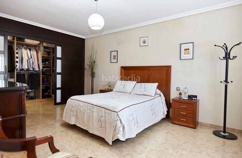 Foto d22c6f08-f184-436d-ba97-c7e8cf7c839c. Casa adosada casa muy nueva bulevar en Renfe - Bulevar 1ª y 2ª Fase Jaén