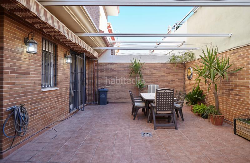 Foto d3f9f60f-1507-4acb-9a71-11a1d48824dd. Casa adosada casa muy nueva bulevar en Renfe - Bulevar 1ª y 2ª Fase Jaén