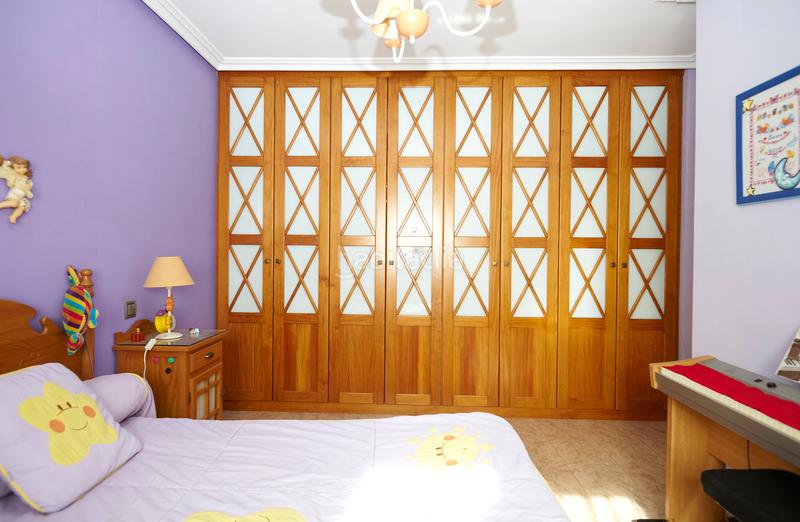 Foto da597efb-5243-4bca-9d0f-eaa5ad0f3c6d. Casa adosada casa muy nueva bulevar en Renfe - Bulevar 1ª y 2ª Fase Jaén