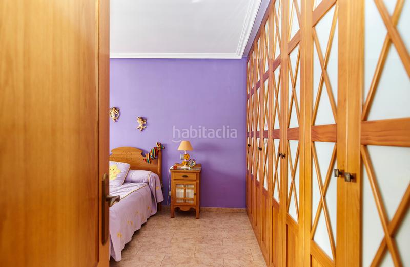 Foto edd02bb5-0b94-4b9a-bdf2-5a8a44a6107f. Casa adosada casa muy nueva bulevar en Renfe - Bulevar 1ª y 2ª Fase Jaén