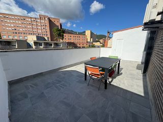 Lloguer Àtic  Calle de sefarad. Ático junto al hospital universitario de jaén