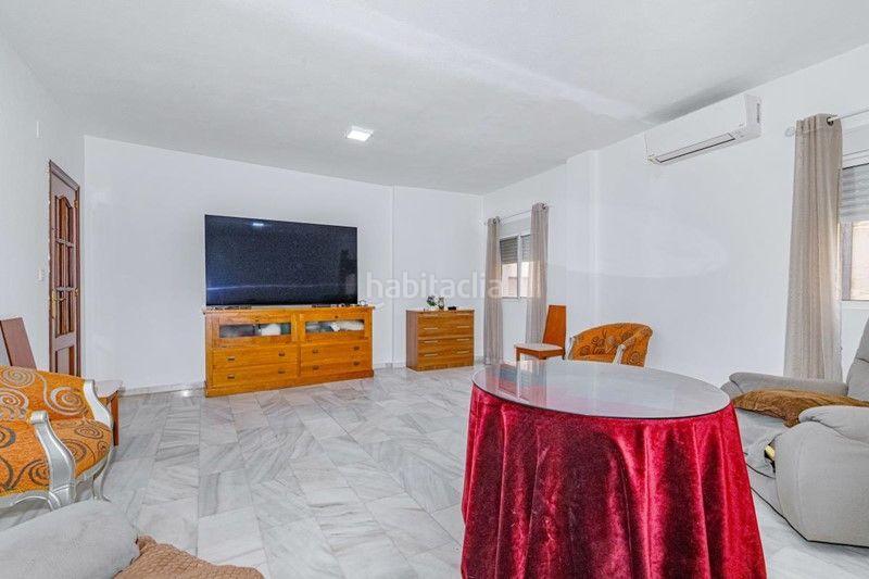 Foto a7f9b272-9646-42ef-b7f8-ec921479ebc2. Casa amb calefacció a Albolote