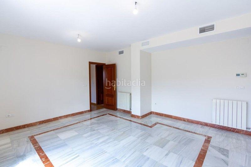 Foto c8f89ba6-7f23-405b-a378-4357c27bbf61. Etagenwohnung in Crta. De la Sierra Granada