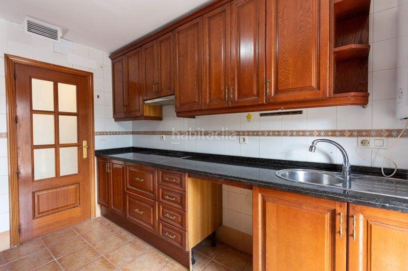 Foto cd56aaec-e958-4e6e-9477-ec6840c1ba32. Etagenwohnung in Crta. De la Sierra Granada