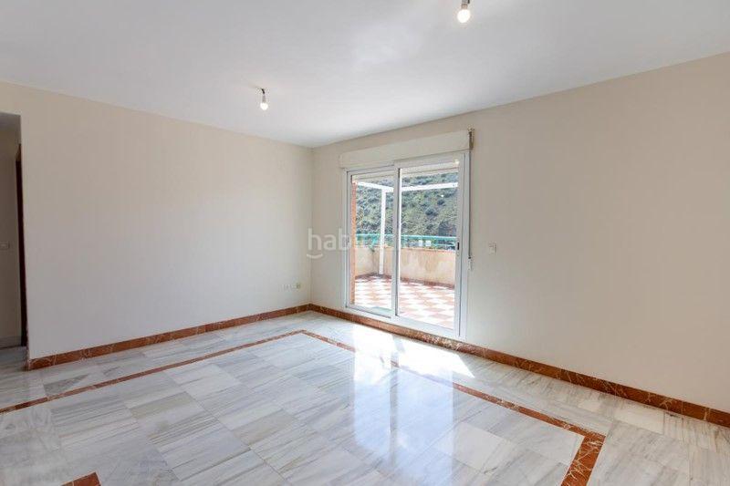 Foto 957080c3-2bc1-490e-96c1-2c0f7d750a7a. Flat in Crta. De la Sierra Granada