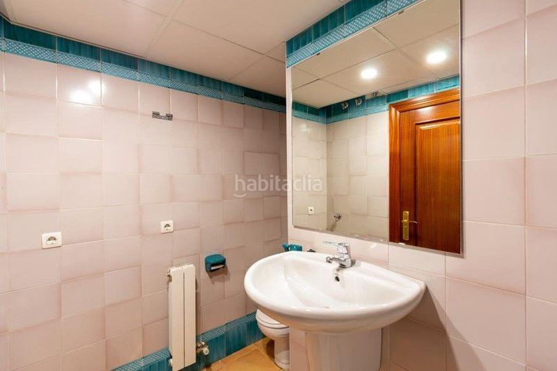 Foto b0114b98-8bee-4da7-9915-bb470b698260. Flat in Crta. De la Sierra Granada