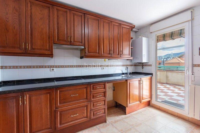 Foto de663236-ba15-4eac-8f37-e3f06fcd9933. Flat in Crta. De la Sierra Granada