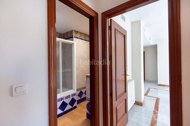 Foto e4176a9b-b0e2-4771-8721-cb95dd5646c9. Flat in Crta. De la Sierra Granada