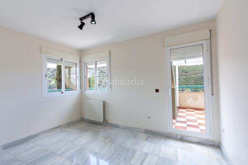 Foto f9752c10-2775-47a2-8725-9ebfb7b4c7a8. Piso en Crta. De la Sierra Granada