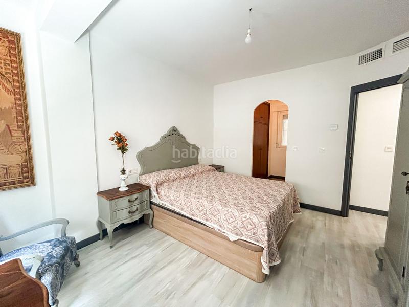 Foto 1c1a1da5-b580-48bf-8d89-5d8dda363ade. Flat with heating in Camino de Ronda Granada