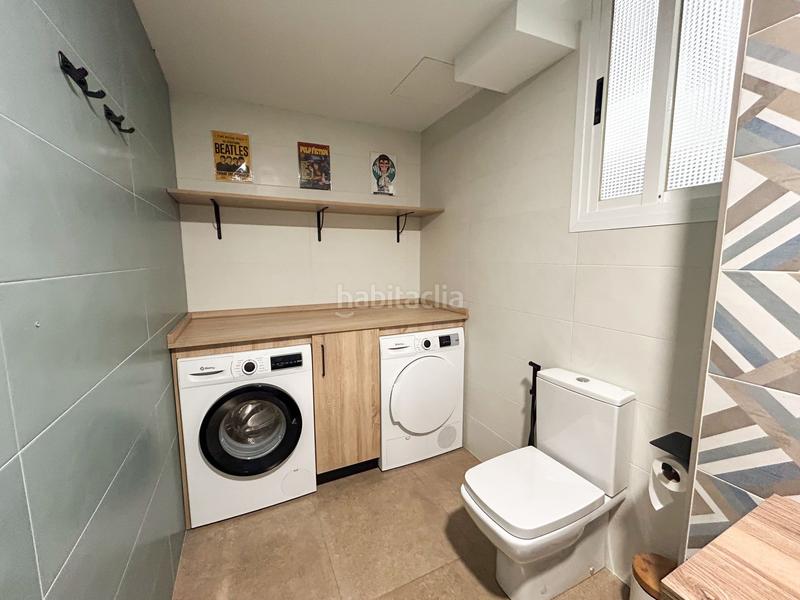 Foto b9b4f014-e777-4da4-8f98-149356e4c52c. Flat with heating in Camino de Ronda Granada