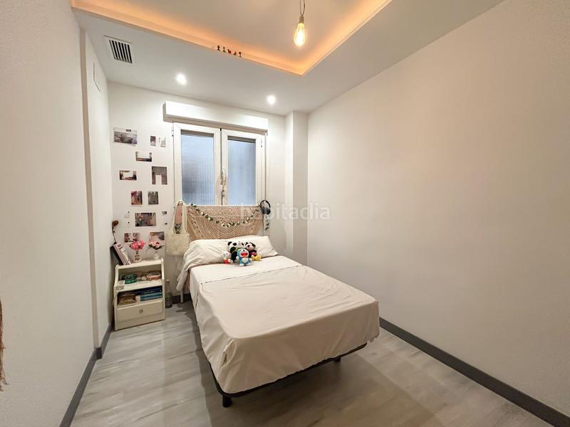 Foto c3f122bf-1ab7-41db-84ed-a605d55fe48e. Flat with heating in Camino de Ronda Granada