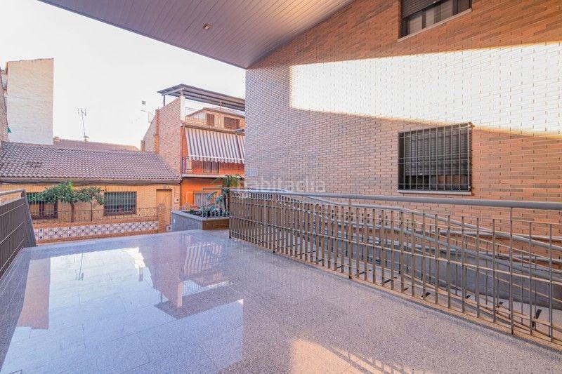 Foto c5576255-11e9-4fe1-a419-9b010c0dd092. Attique avec parking dans Las Tres Cruces Armilla