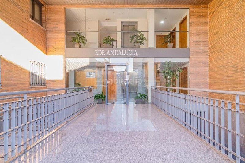 Foto 8703206e-0340-4a01-8014-d1cb9cdcddbd. Penthouse with parking in Las Tres Cruces Armilla