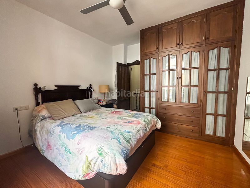 Foto 019f9e9d-62eb-4334-85fb-e5e1e8694ea7. Haus mit heizung in Loja