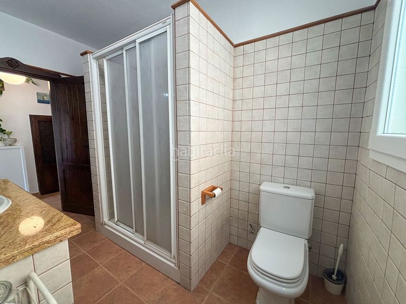 Foto 3446b519-2084-4545-be06-d49888230045. Haus mit heizung in Loja