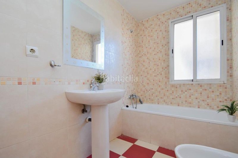 Foto 144c85b7-bd95-43b9-9b72-b4f68a4db63b. Pis a Atarfe