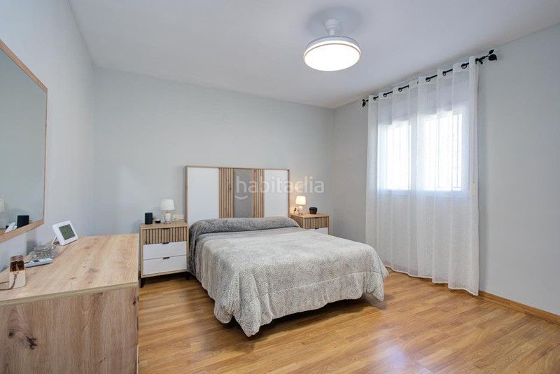 Foto 6215fdc3-c6a5-4a59-b99f-56fe3b655066. Casa amb aparcament a Padul