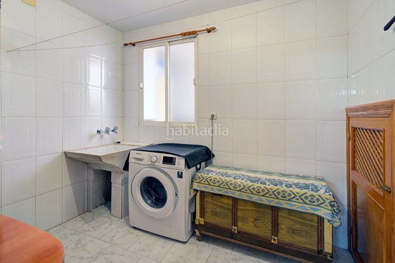 Foto d213920d-6525-4c13-aaf2-69a55ee0ee5e. Casa amb aparcament a Padul