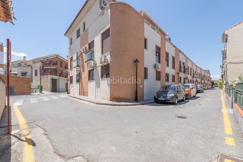 Foto ab18f69c-4524-42ca-9860-62fde456dc4d. Pis amb aparcament a Ogíjares