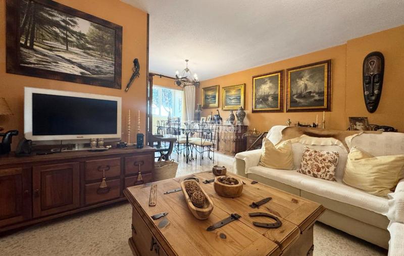 Foto 0c5cd984-58b6-4bb2-bfe0-09bb8858ad81. Appartement avec parking dans Calvario Torremolinos