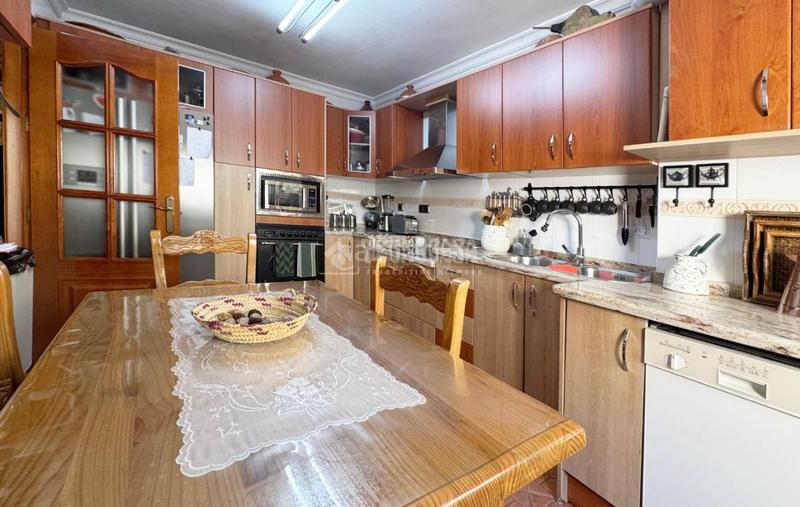 Foto 28ce0009-e3c0-4453-8bb3-fe1a2f6e8c53. Appartement avec parking dans Calvario Torremolinos