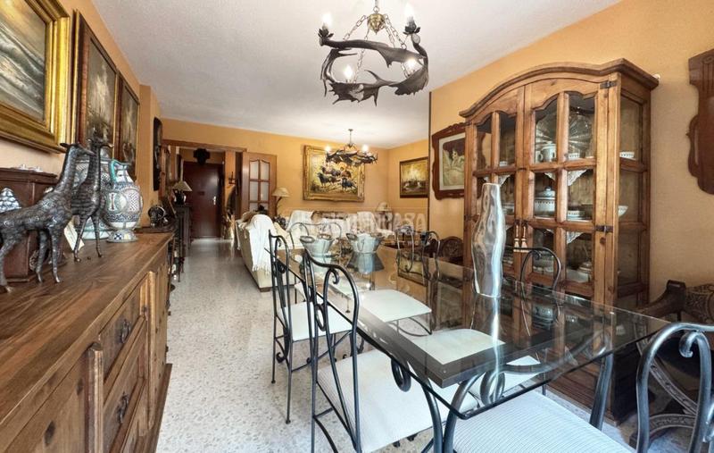 Foto bb04c733-acf4-4185-9687-32bc0417aae4. Appartement avec parking dans Calvario Torremolinos