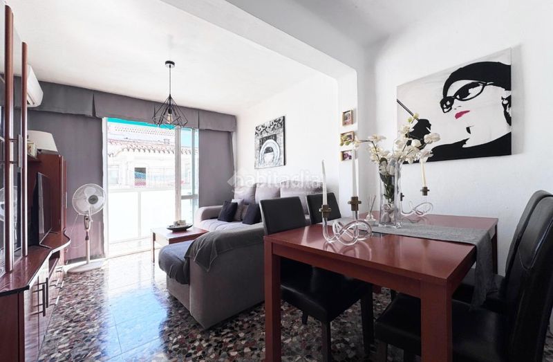 Foto 483eab4c-30e3-46dd-8f18-caf32c3a8474. Piso  en venta en Ayuntamiento Torremolinos