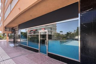 Lloguer Local Comercial  Avenida carlota alessandri. Local comercial en alquiler en torremolinos