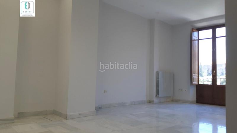 Foto 2ef65170-7fea-4d02-986f-afc274555822. Rent office space with heating in Centro - Sagrario Granada
