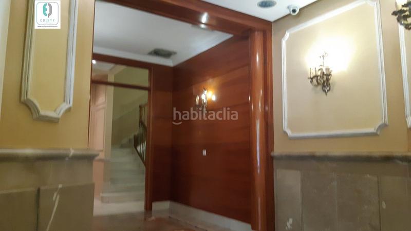 Foto 51dd17e8-5dfa-4147-84d6-29f6ca3041f0. Rent office space with heating in Centro - Sagrario Granada