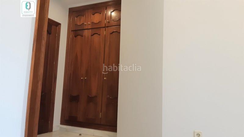 Foto 61eda889-9e8e-4e23-9ccf-18425e5cd11d. Rent office space with heating in Centro - Sagrario Granada