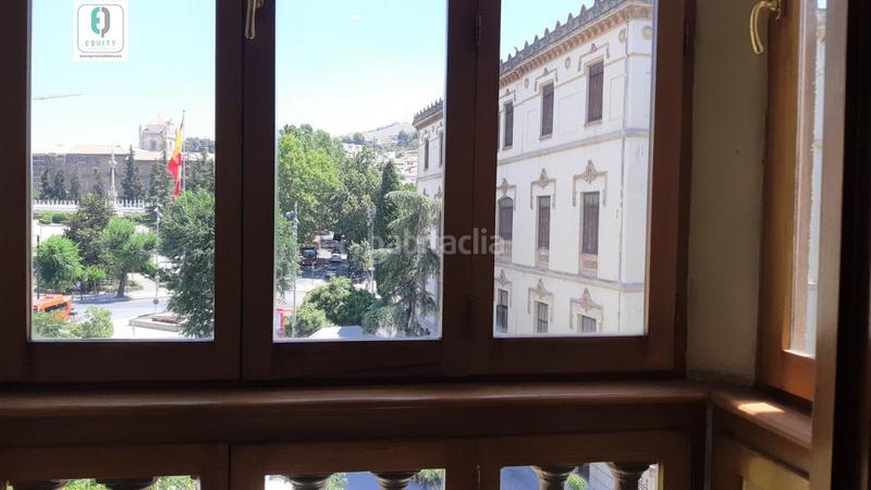 Foto 7675a38f-1448-4c40-a7b8-d1ead2174868. Rent office space with heating in Centro - Sagrario Granada