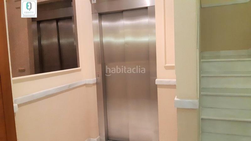 Foto 83d492da-8778-4a5f-9cc6-b63e2785d860. Rent office space with heating in Centro - Sagrario Granada
