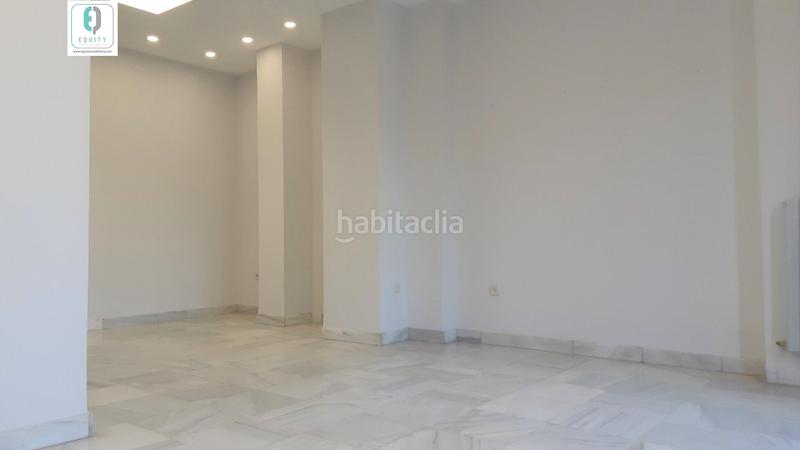 Foto bd3708a4-87f6-4141-bf79-7c4db5a40a1e. Rent office space with heating in Centro - Sagrario Granada