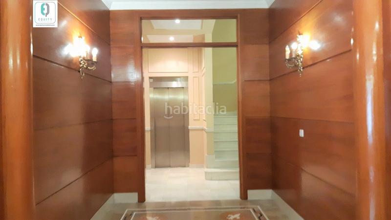 Foto cb66caa1-81dc-4a4f-8897-1a5e29992921. Rent office space with heating in Centro - Sagrario Granada