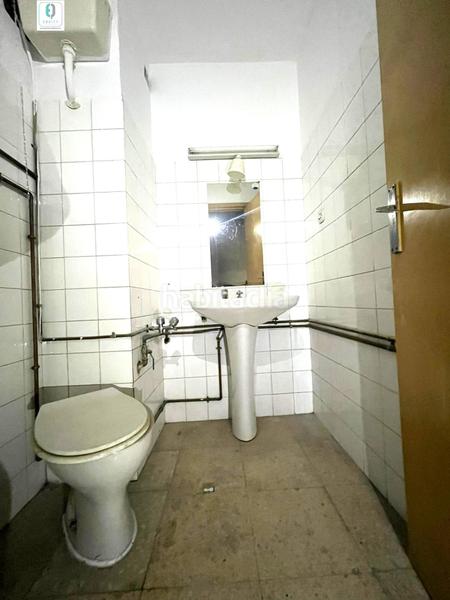 Foto 0aac62dc-9d4a-4648-b779-162f5d8eb0a7. Alquiler local comercial en Fígares Granada