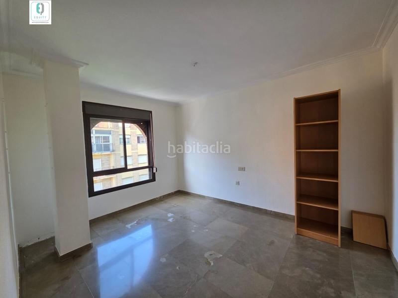 Foto 313e00a6-ce36-42c0-81c1-ca9b2b70a090. Location attique avec chauffage dans Rosaleda - Juventud Granada