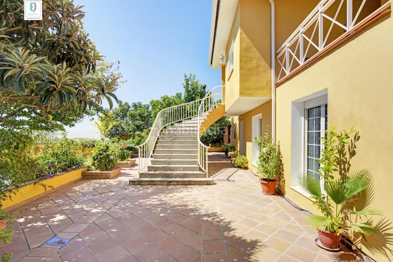 Foto 81c13142-cb52-444b-b31f-e05fd7afd7c2. Xalet amb calefacció piscina a Alfacar