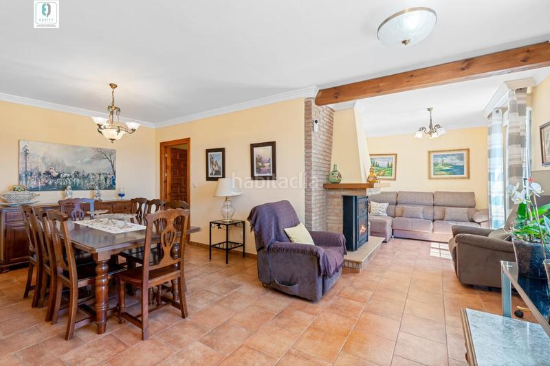 Foto fbf611d7-3eb1-43c6-9603-f6670615aee0. Xalet amb calefacció piscina a Alfacar