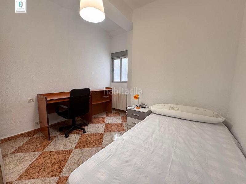 Foto 0a5eee8a-1f12-4bb3-a7a3-db0edc8f6565. Location appartement avec chauffage dans Camino de Ronda Granada