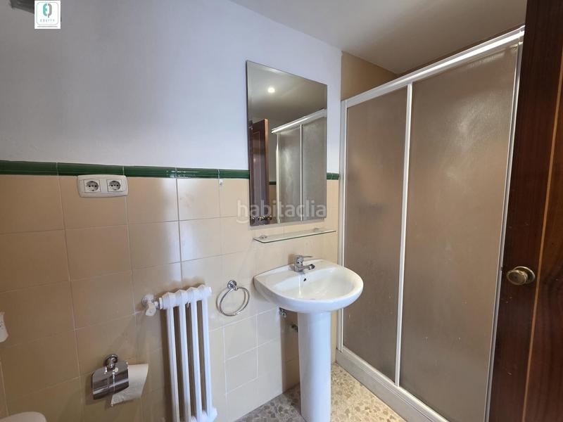 Foto fc11f831-d9e8-4fb6-9498-427c59b3322f. Alquiler piso estupendo piso muy luminoso sin amueblar en Granada