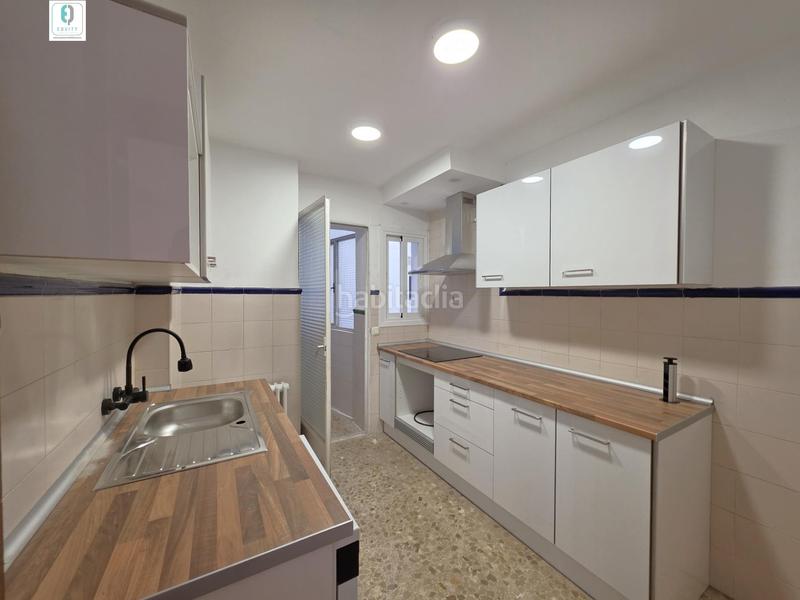 Foto 7bb2a905-e7e8-46ab-bcac-91cd5055d08b. Location appartement avec chauffage dans Fígares Granada