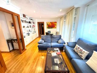 Pis en Fgares. Piso muy luminosi en el centro de granada alhamar