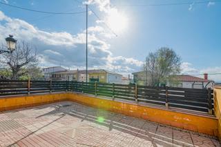 Maison jumelée à Diezma. Oportunidad en diezma!